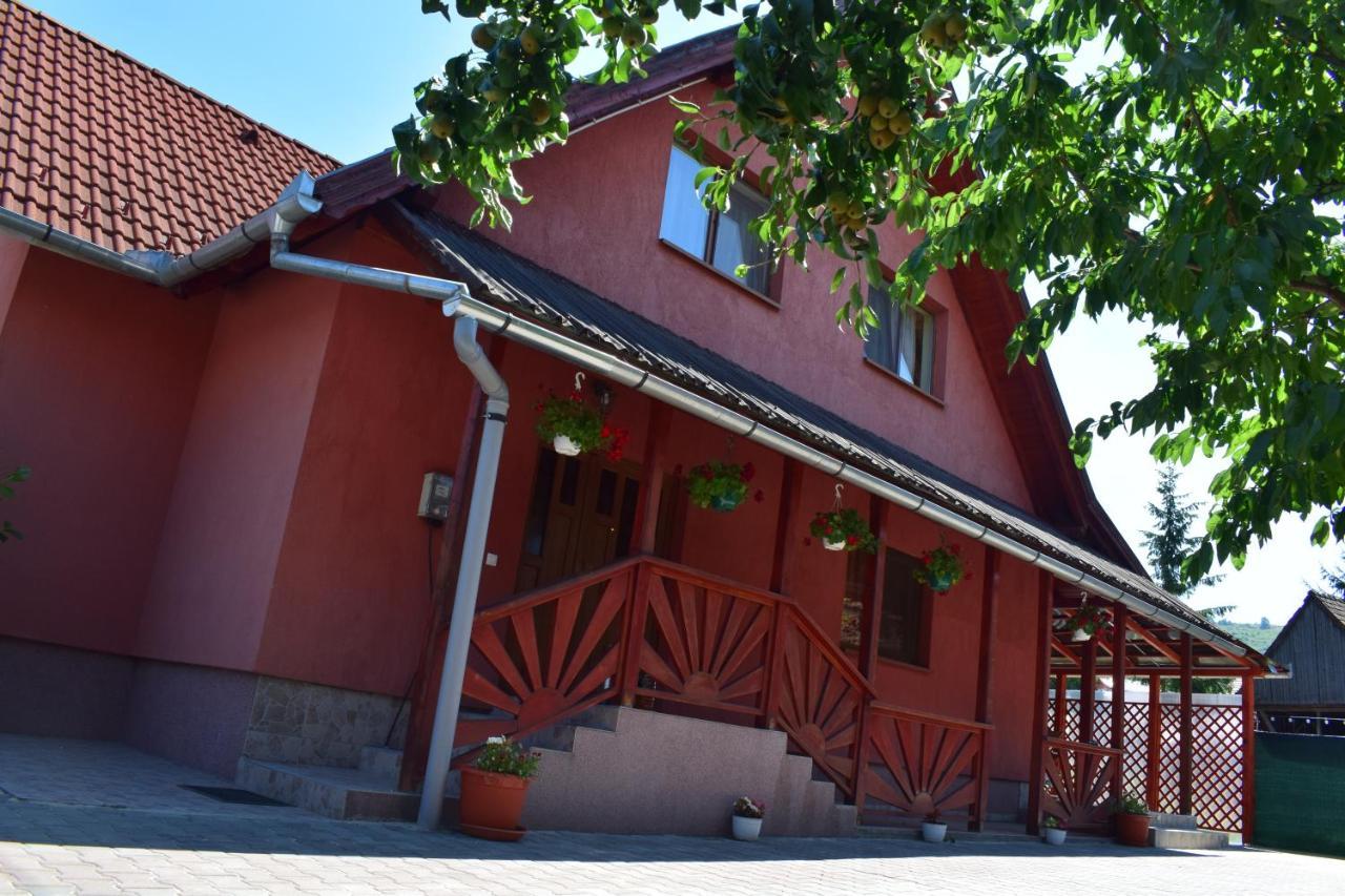 Gamma Guest House Praid Luaran gambar